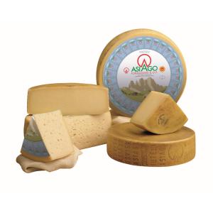 Store - Sharp Asiago Chunk